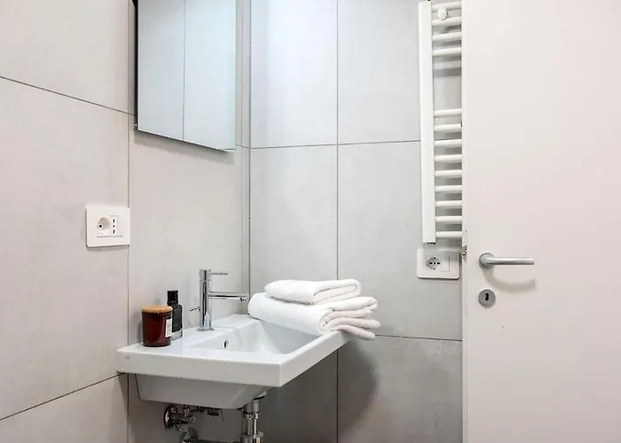 Appartamento Urban Oasis With Terrace & Free Parking, Int11 Roma