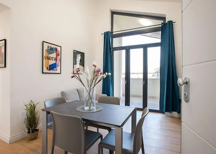 Urban Oasis With Terrace & Free Parking, Int11 * Roma