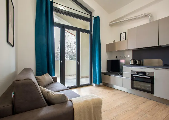 Urban Oasis With Terrace & Free Parking, Int11 Roma